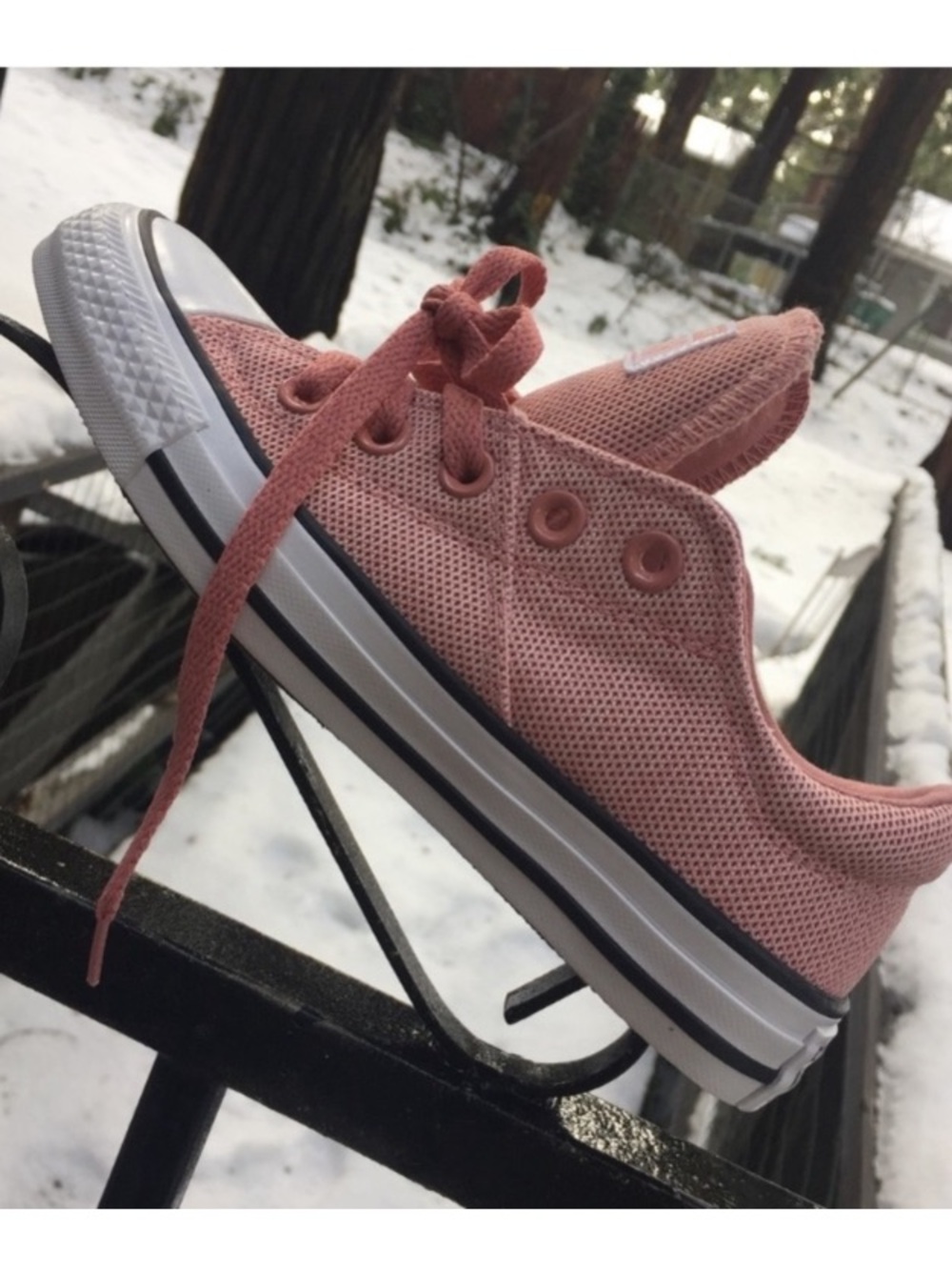 Converse Pink Low-Top Canvas Sneakers with White Toe Cap - Picture 2 of 10